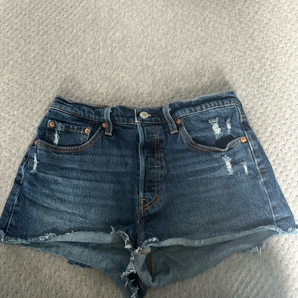 Levi’s 501 Jean shorts size 28